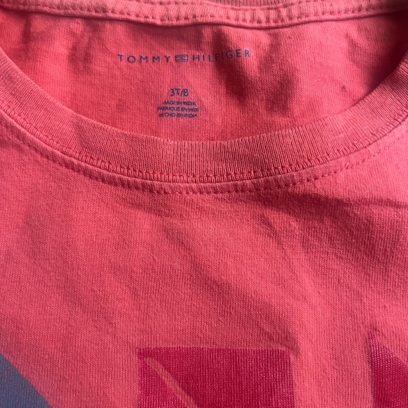 Tommy Hilfiger tee 3T - Picture 2 of 5
